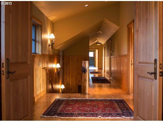 55975 Hashknife Road Bend, OR 97707 - Photo 10 of 16 Gallery Image 10