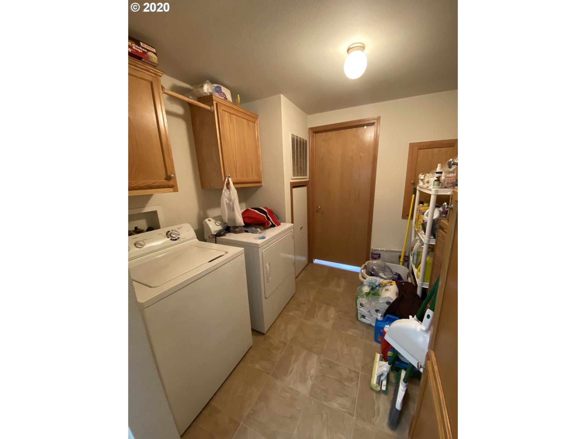 102 Goldenpine Goldendale, WA 98620 - Photo 10 of 21 Gallery Image 10