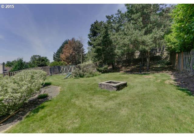 57 Southwest Riverview Place Gresham, OR 97080 - Photo 15 of 16 Gallery Image 15