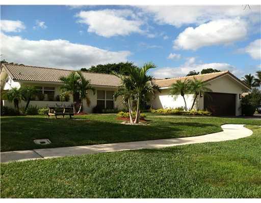 20851 Soneto Drive Boca Raton, FL 33433 - Photo 1 of 16 Gallery Image 1