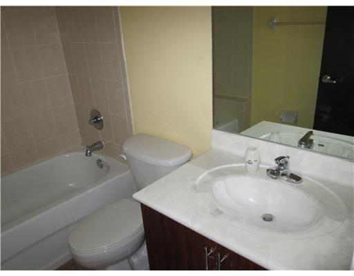 11115 West Okeechobee Road, Unit 154 Hialeah Gardens, FL 33018 - Photo 6 of 7