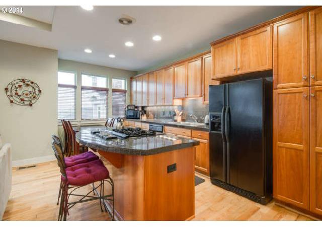 3067 Northwest Montara Loop Portland, OR 97229 - Photo 6 of 16 Gallery Image 6