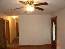 1074 Glendale Road White Bluff, TN 37187 - Photo 4 of 12 LIVING ROOM