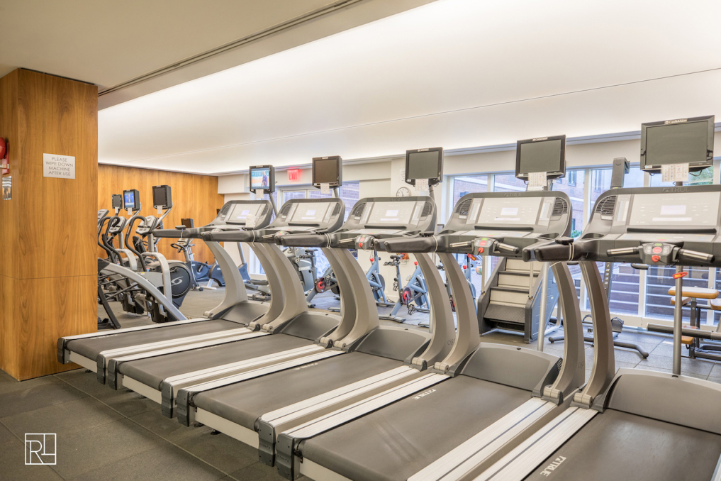 515 East 72nd Street, Unit 23B Manhattan, NY 10021 - Photo 14 of 20