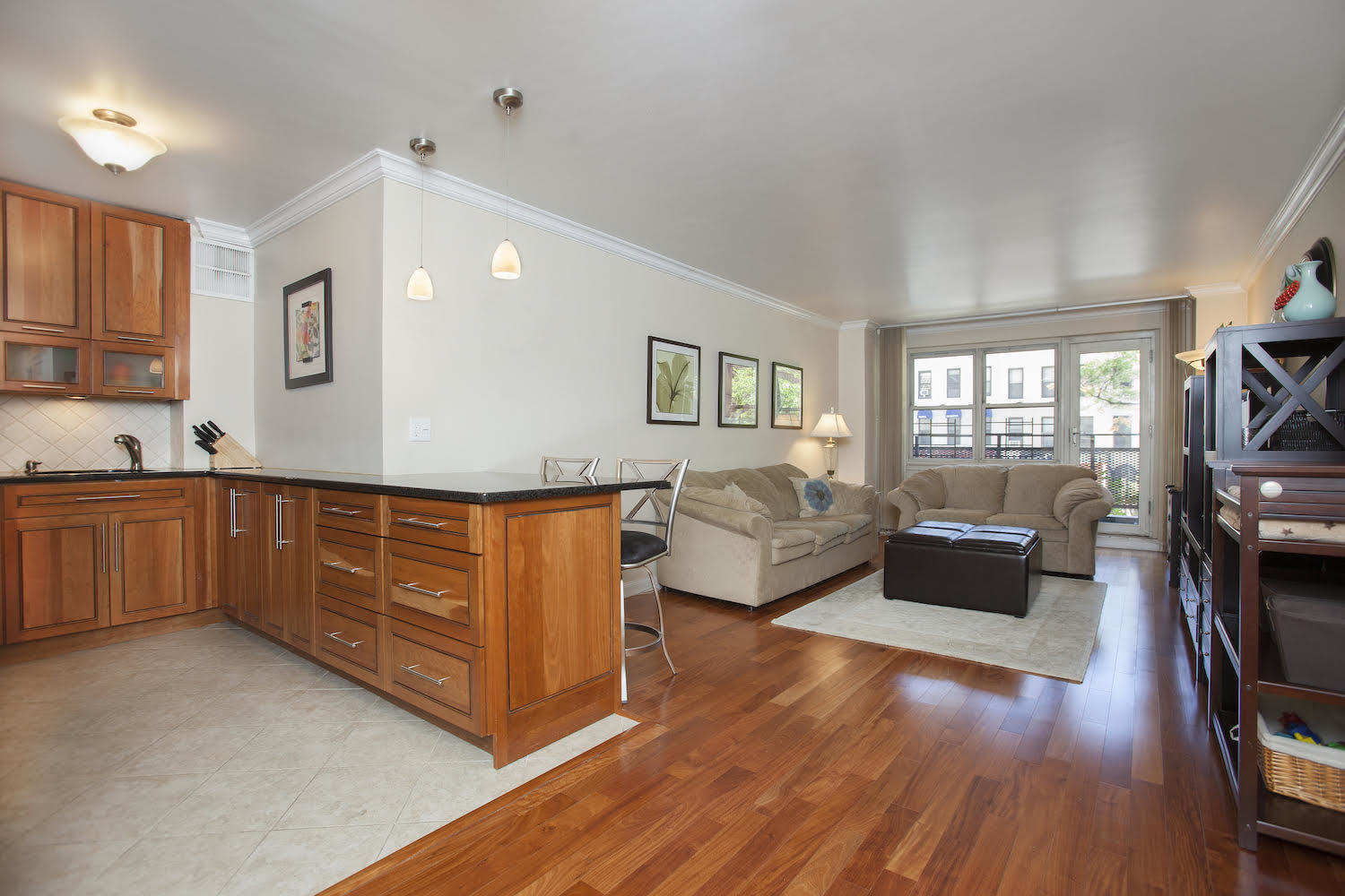 340 East 80th Street, Unit 2H Manhattan, NY 10075 - Photo 2 of 6