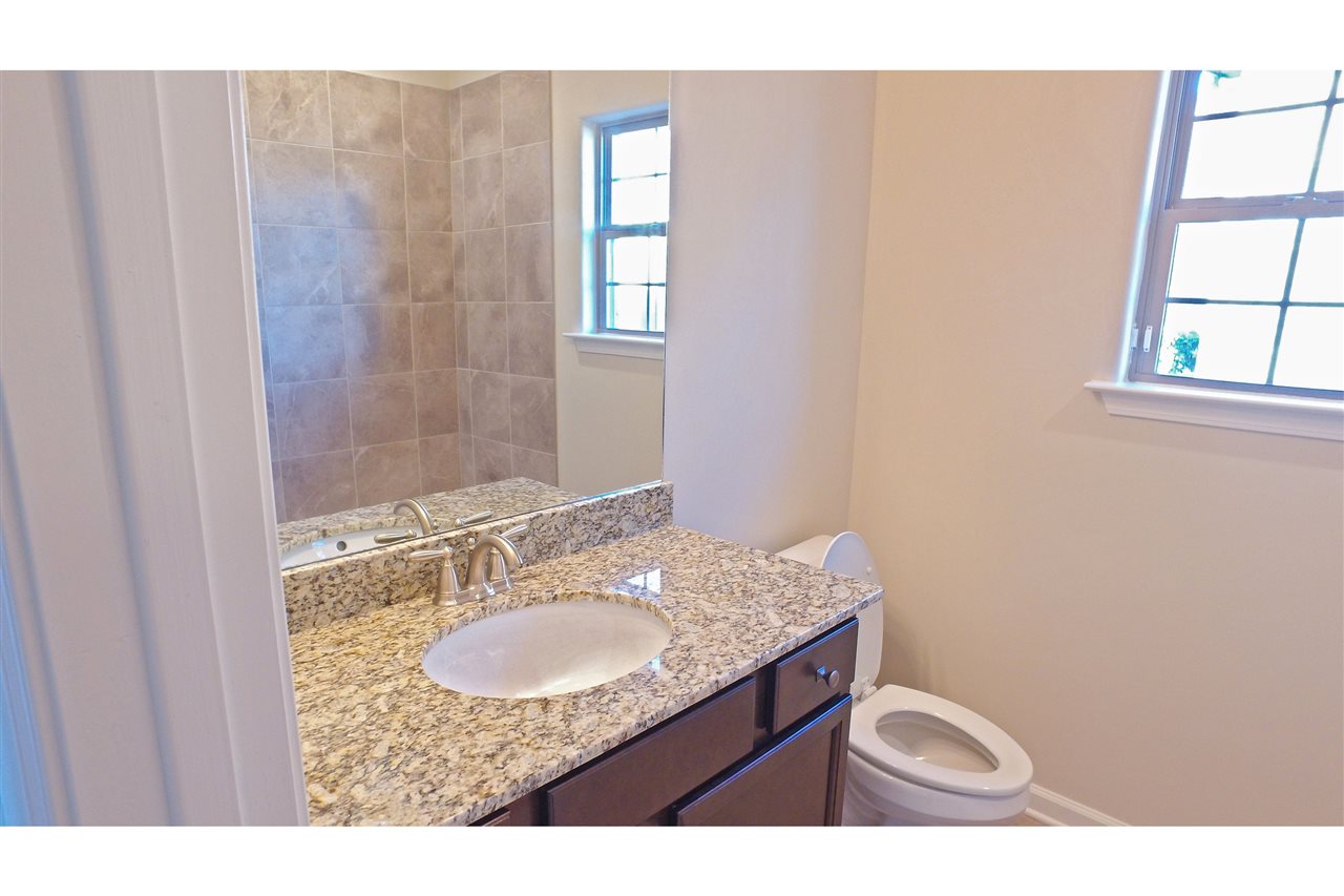 7693 Shadowcrest Road Memphis, TN 38125 - Photo 10 of 13 Gallery Image 10