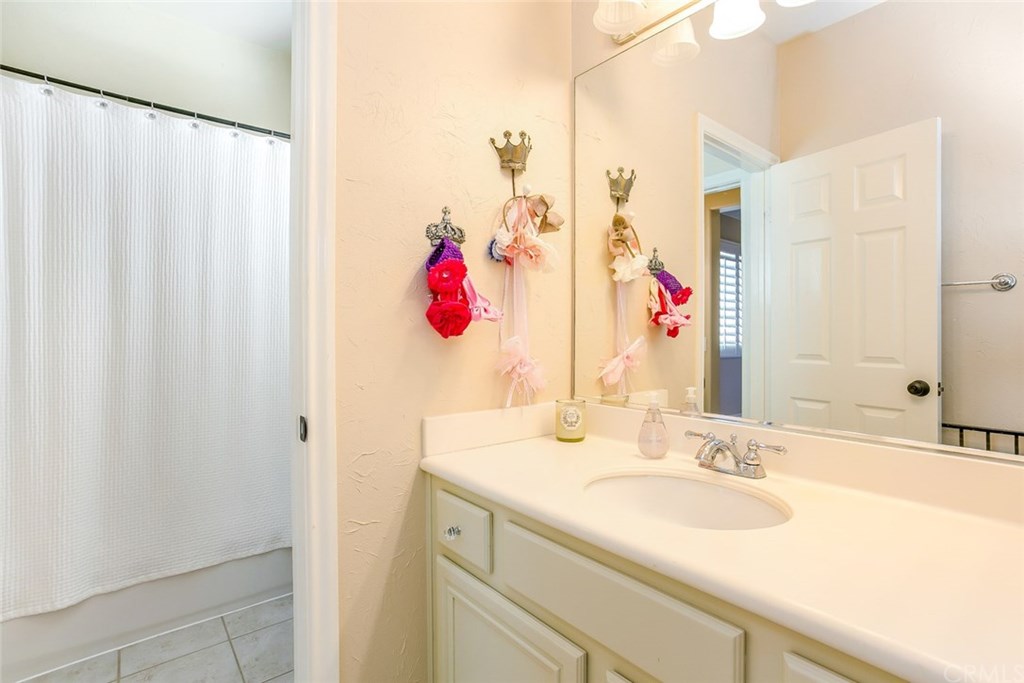 46 Rolling Ridge Rancho Santa Margarita, CA 92688 - Photo 19 of 26