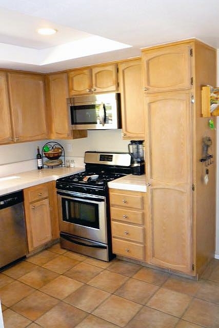 1402 Henshaw Road Oceanside, CA 92056 - Photo 9 of 25 Gallery Image 9