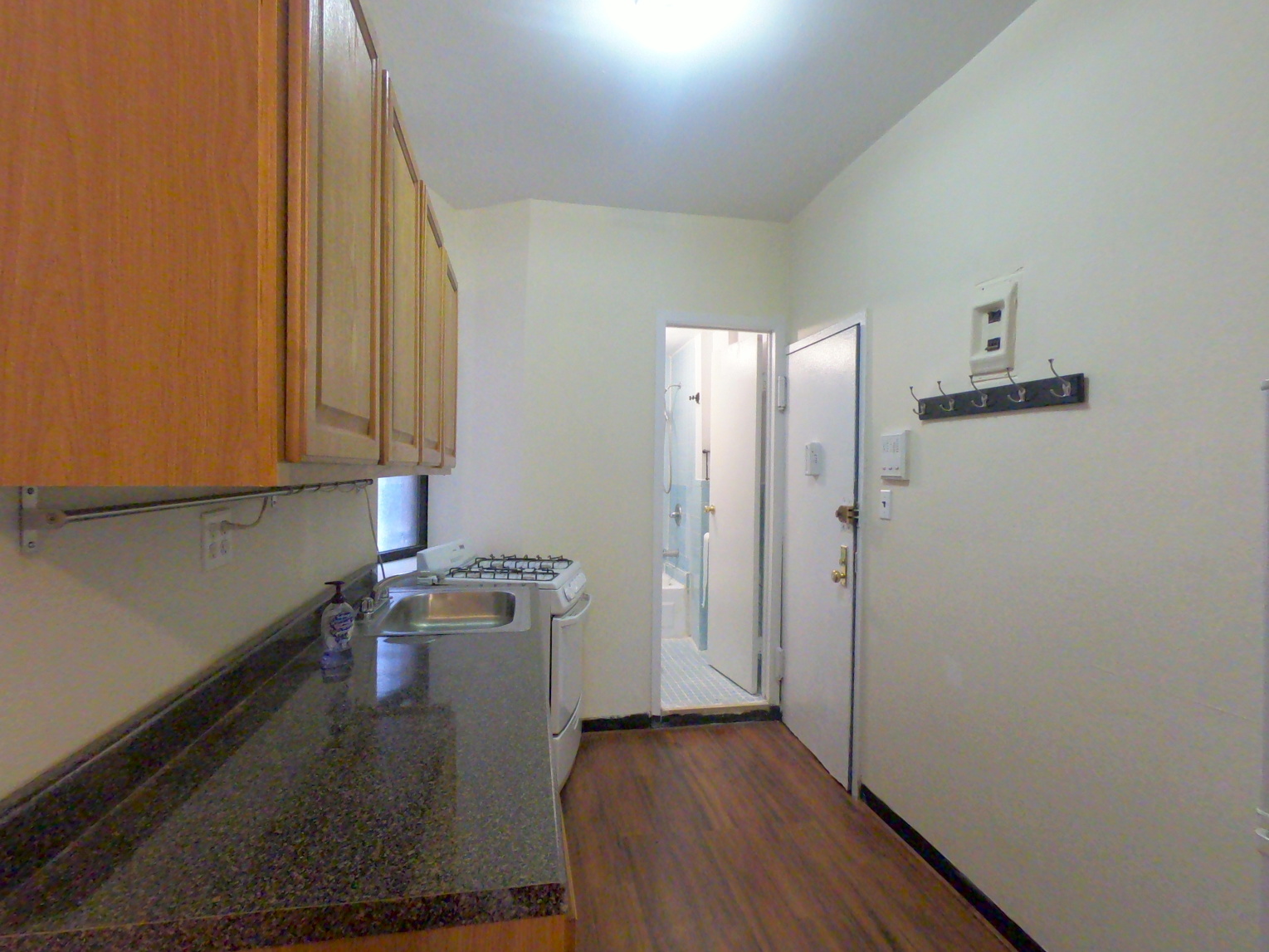 600 10th Avenue, Unit 1RN Manhattan, NY 10036 - Photo 2 of 8