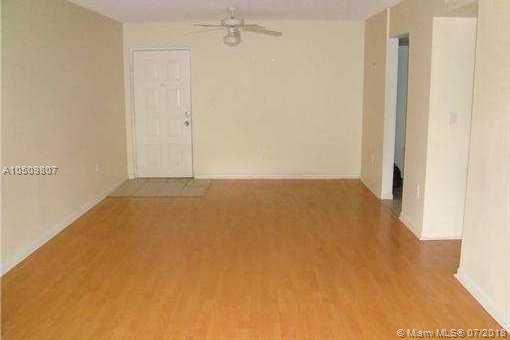 711 North Pine Island Road, Unit 415 Plantation, FL 33324 - Photo 2 of 26