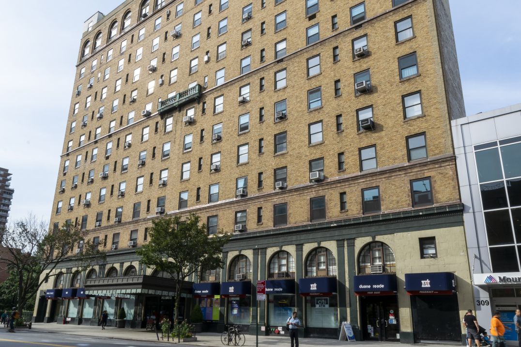 The Broadmoor 315 W 23rd St, Manhattan, NY 10011 - Photo 2 of 6