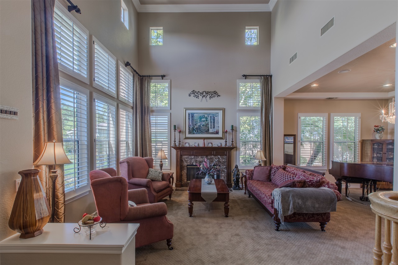 12124 Travertine Court Poway, CA 92064 - Photo 3 of 25