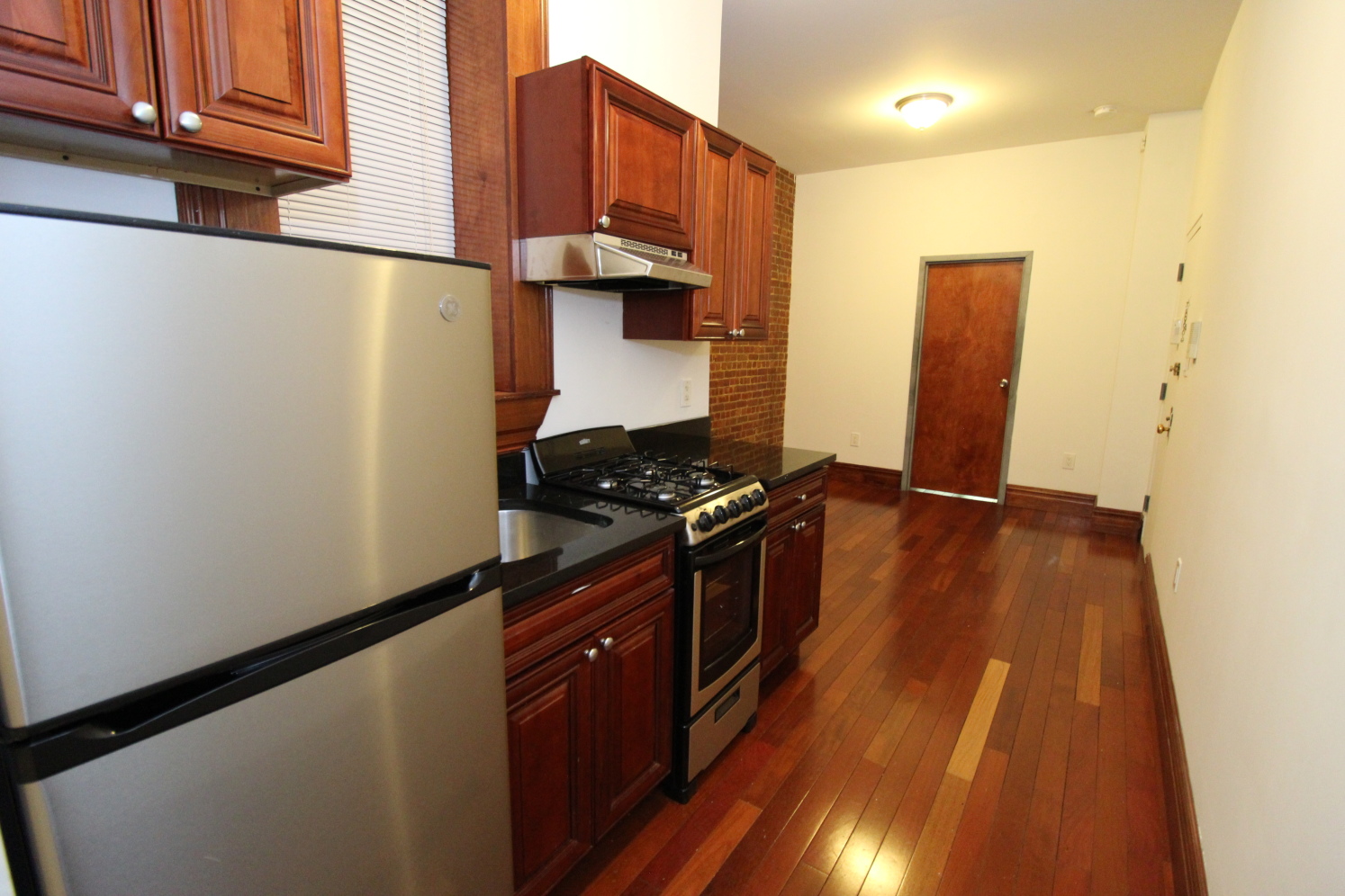 114 East 97th Street, Unit 1W Manhattan, NY 10128 - Photo 3 of 9