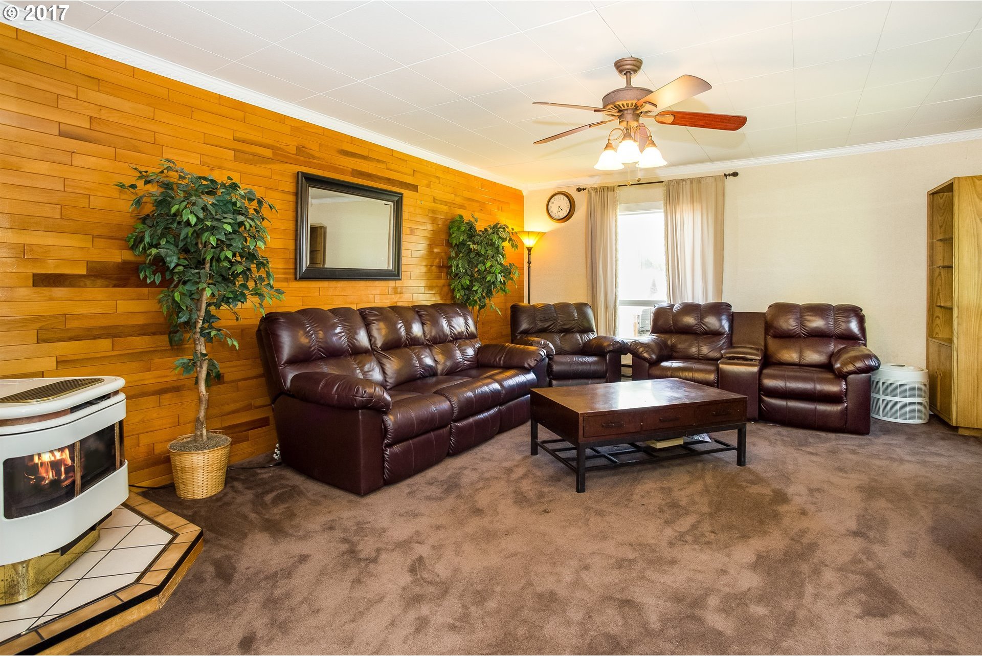 3419 Columbia Heights Road Longview, WA 98632 - Photo 5 of 27 Gallery Image 5