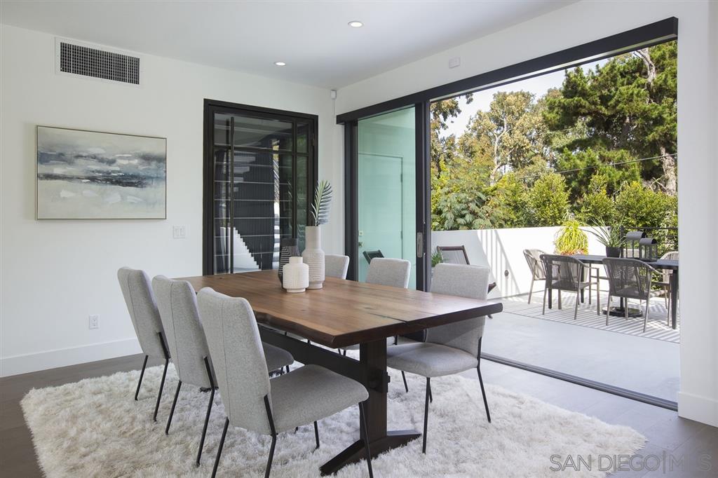 9455 Poole Street La Jolla, CA 92037 - Photo 13 of 25