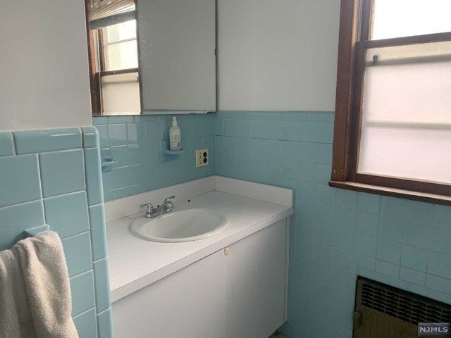 115 Madison Street Wood-Ridge, NJ 07075 - Photo 5 of 15