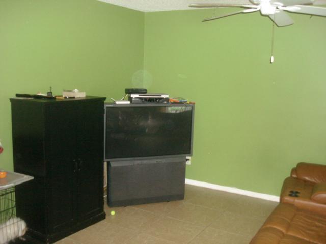 18232 Southwest 5th Street Pembroke Pines, FL 33029 - Photo 6 of 22
