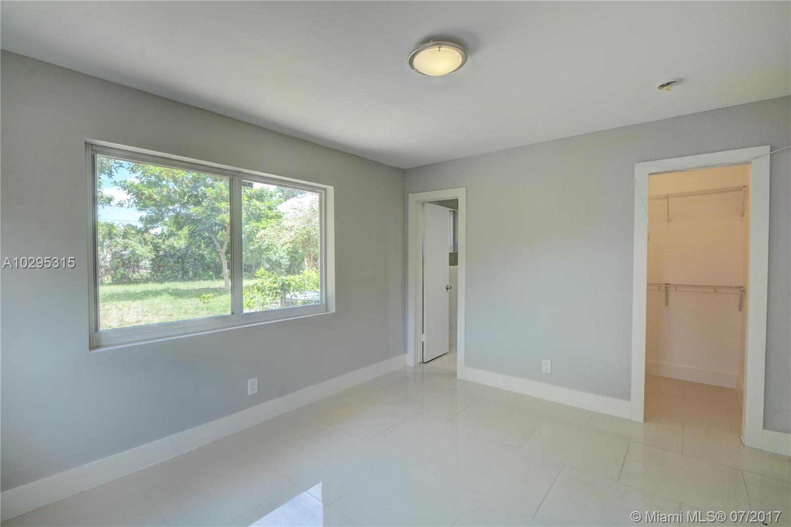 4036 Southwest 5th Street Plantation, FL 33317 - Photo 24 of 28