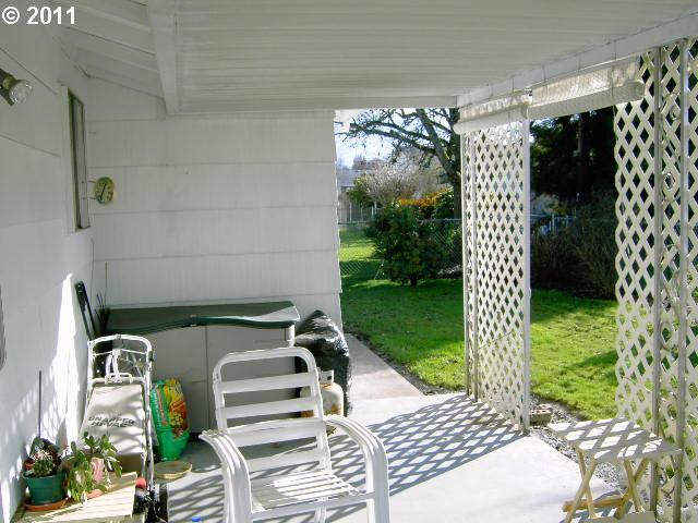 1155 Randolph Road Woodburn, OR 97071 - Photo 6 of 15 Gallery Image 6