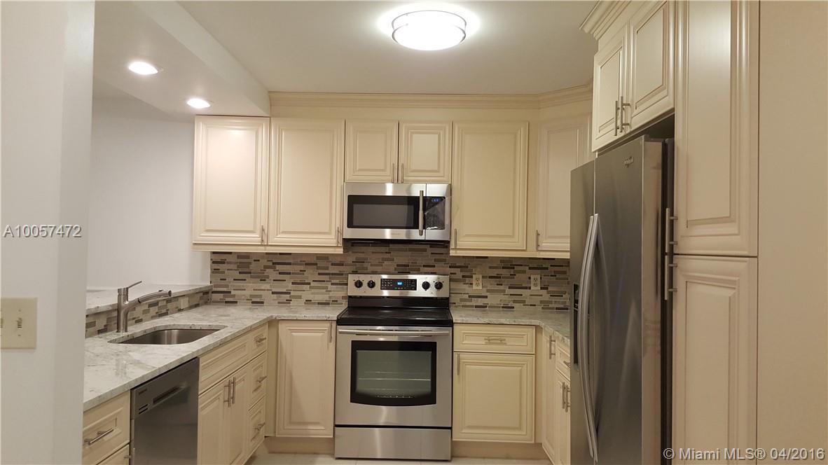 9065 Flynn Circle, Unit 4 Boca Raton, FL 33496 - Photo 1 of 32 Gallery Image 1