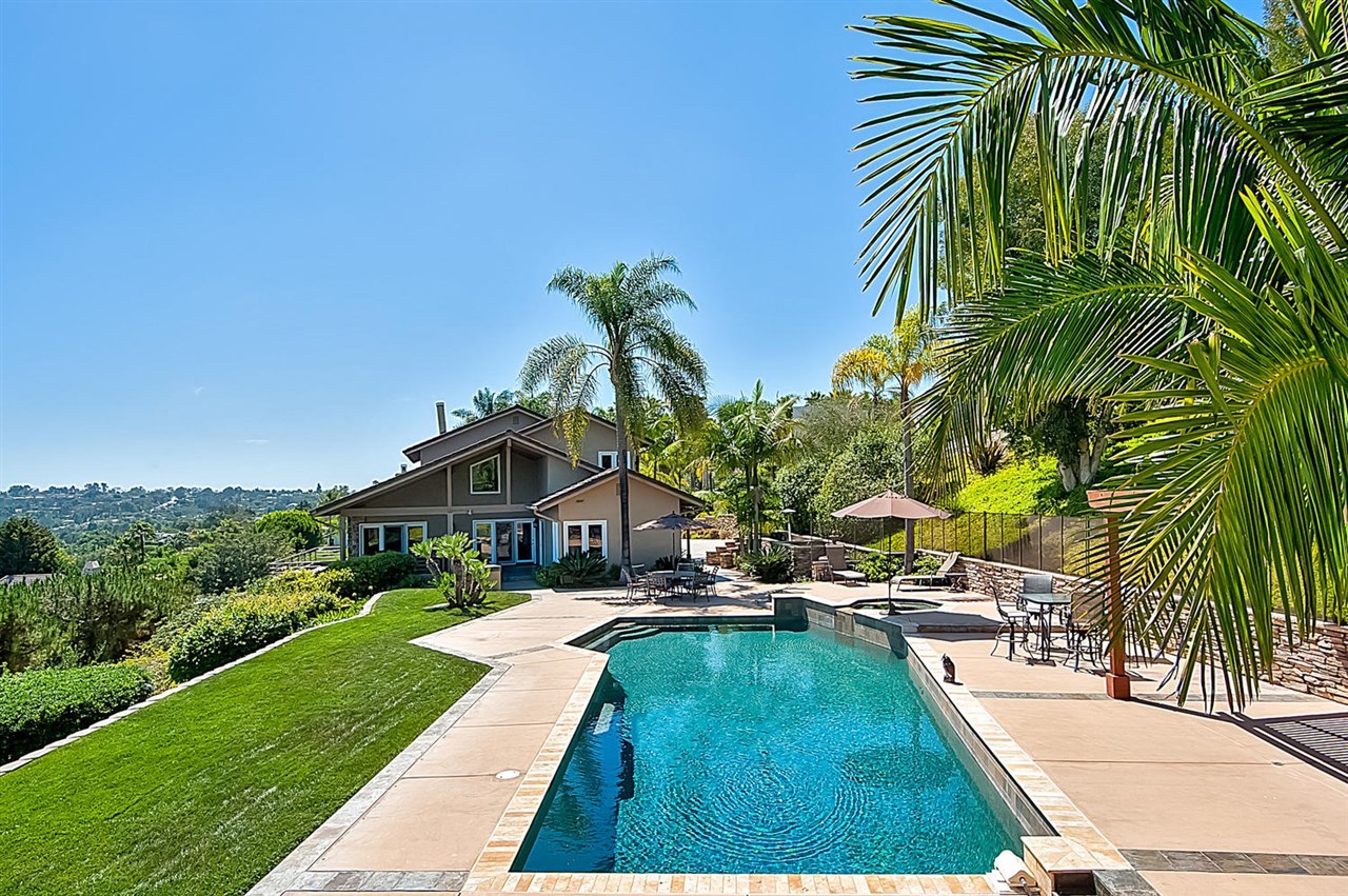 1161 Rancho Encinitas Drive Encinitas, CA 92024 - Photo 3 of 25
