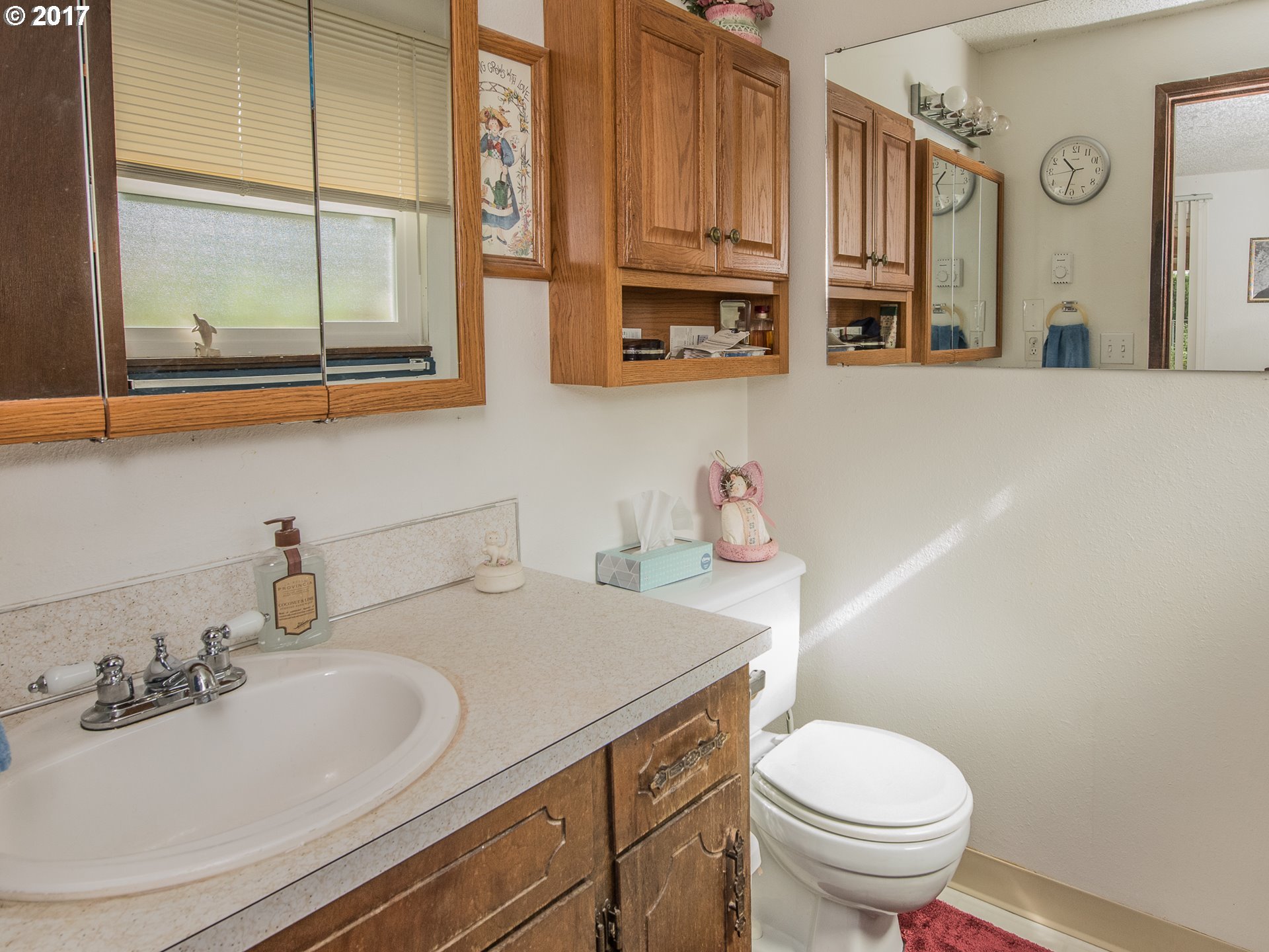1827 Southeast Regner Road Gresham, OR 97080 - Photo 19 of 31 Gallery Image 19