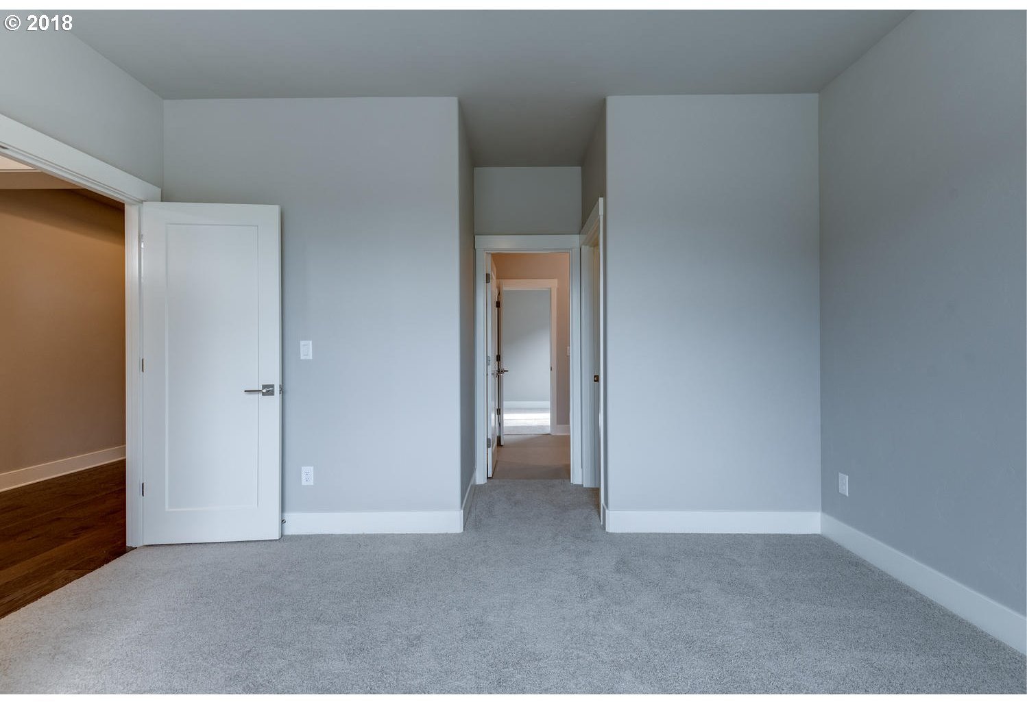 7564 Southwest Honor Loop Wilsonville, OR 97070 - Photo 7 of 32 Gallery Image 7
