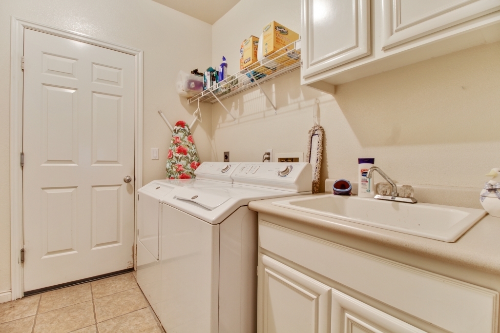 9925 Silva Road El Cajon, CA 92021 - Photo 17 of 19 Gallery Image 17