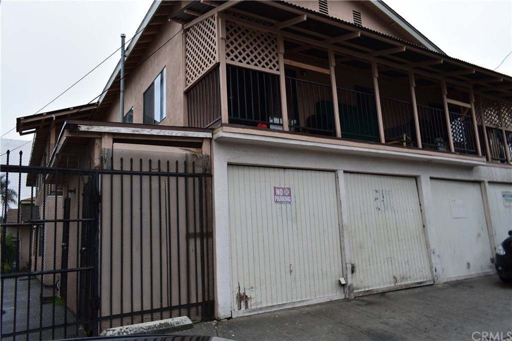 1557 Pine Avenue Long Beach, CA 90813 - Photo 3 of 4