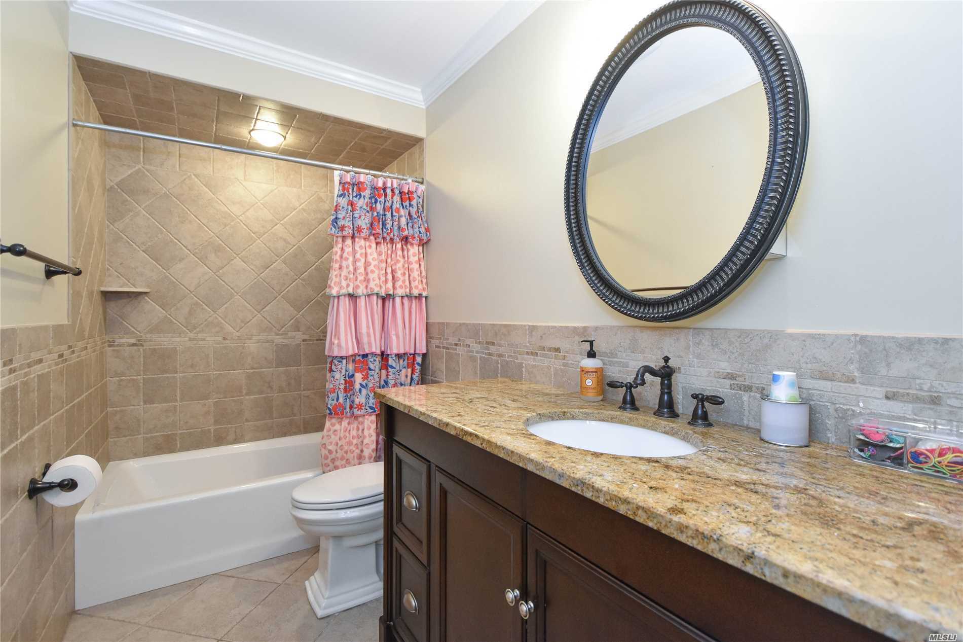 17 Meadow Lark Drive, East Northport, NY 11731 Compass