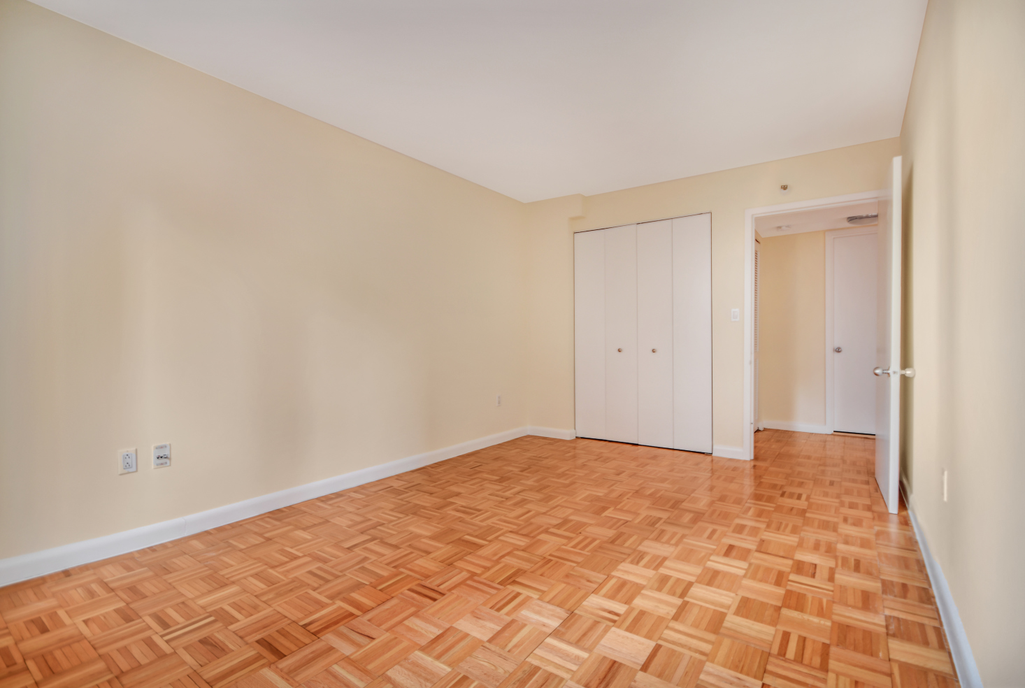 308 East 38th Street, Unit 11C Manhattan, NY 10016 - Photo 5 of 9
