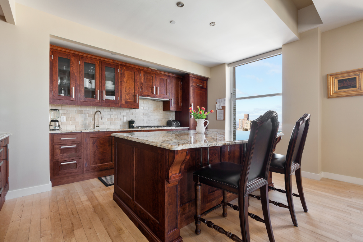 15 Broad Street, Unit PH3910 Manhattan, NY 10005 - Photo 3 of 9