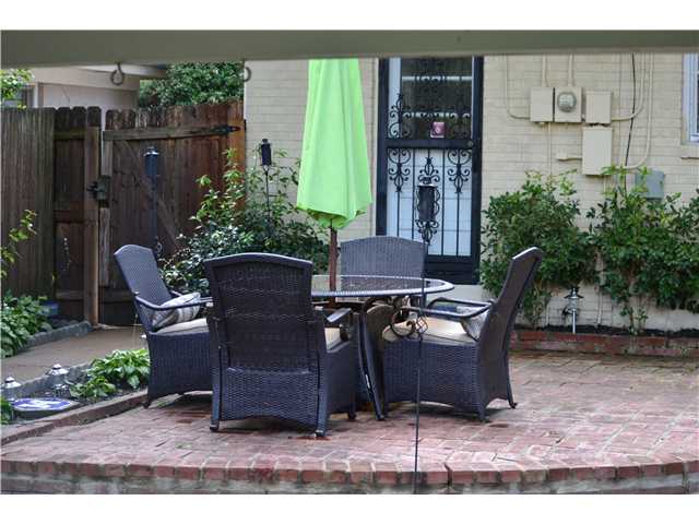 4935 Kaye Road Memphis, TN 38117 - Photo 3 of 11
