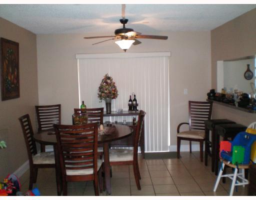 3252 Foxcroft Road, Unit 101 Miramar, FL 33025 - Photo 2 of 7
