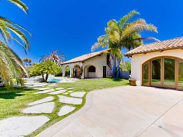 16210 Via Cazadero Rancho Santa Fe, CA 92067 - Photo 23 of 25 view of pool house