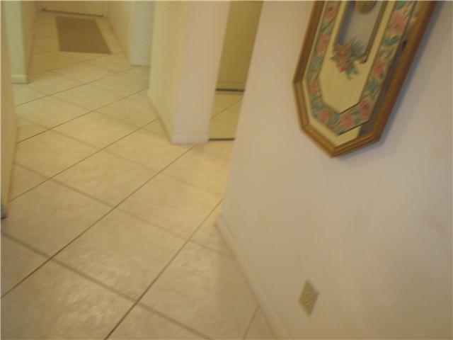 9035 Flynn Circle, Unit 4 Boca Raton, FL 33496 - Photo 14 of 25 Gallery Image 14