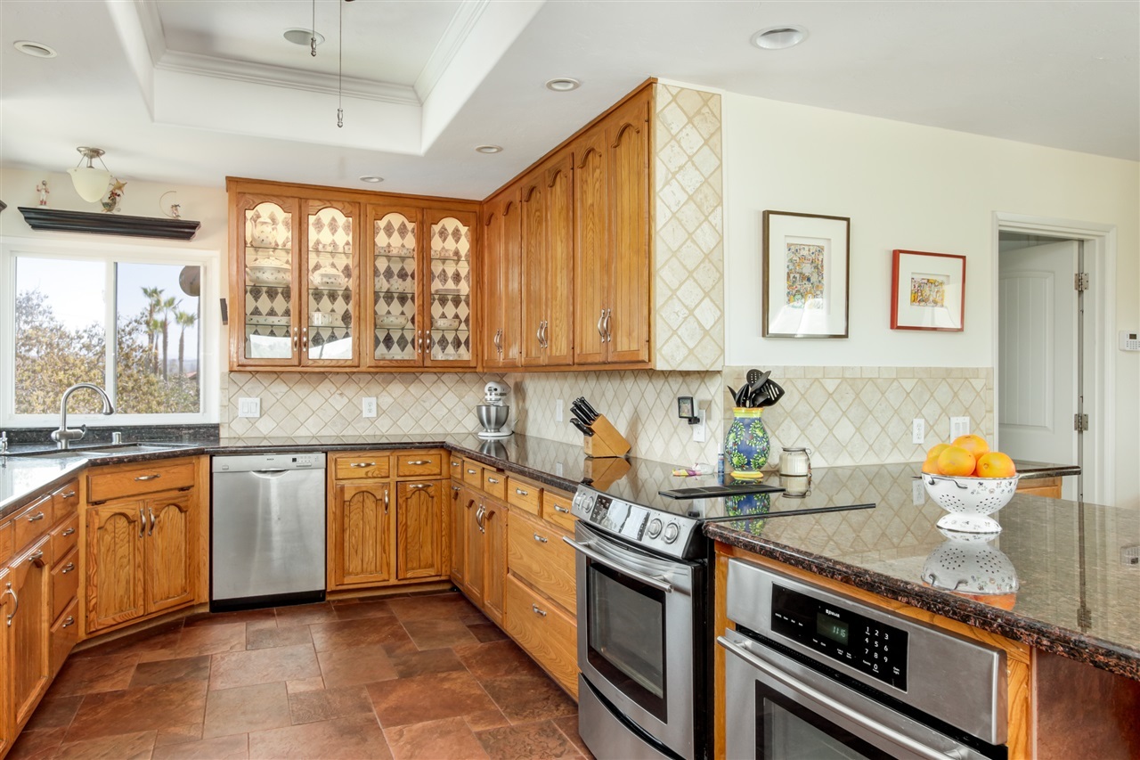 4141 Palomar Drive Fallbrook, CA 92028 - Photo 10 of 24