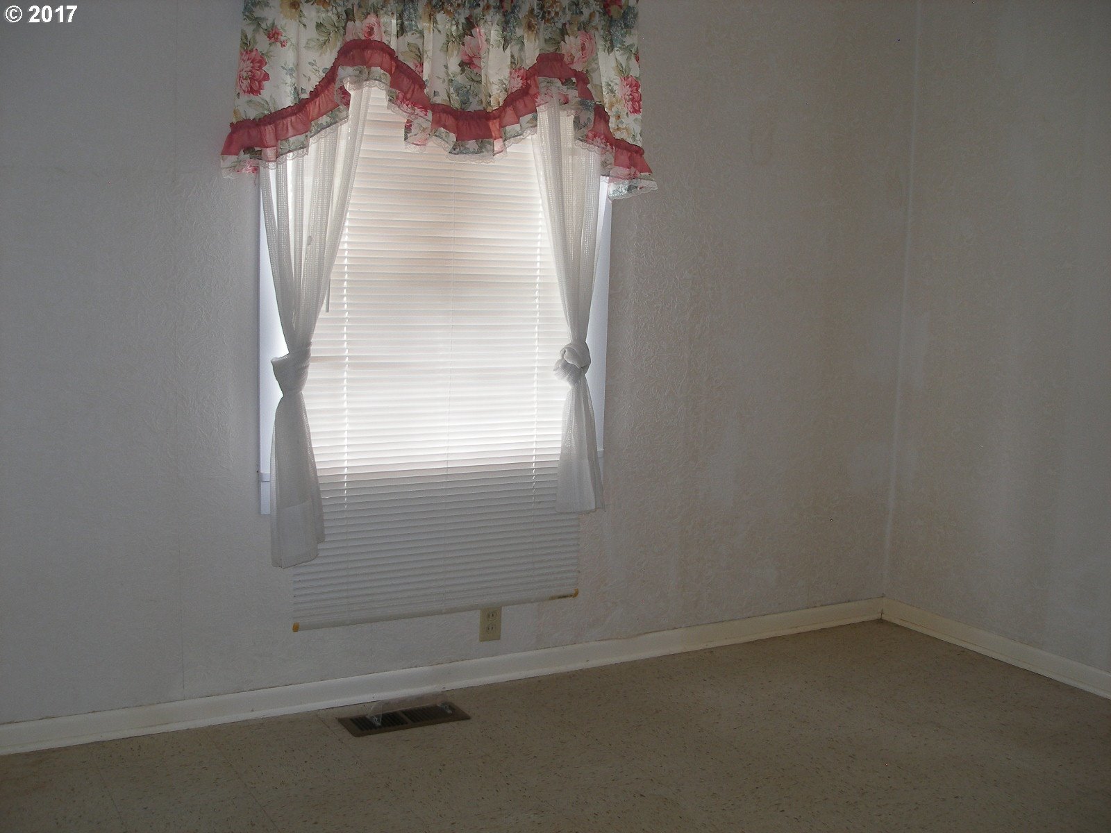 278 Northeast Frank Johns Road Stevenson, WA 98648 - Photo 9 of 16 Gallery Image 9