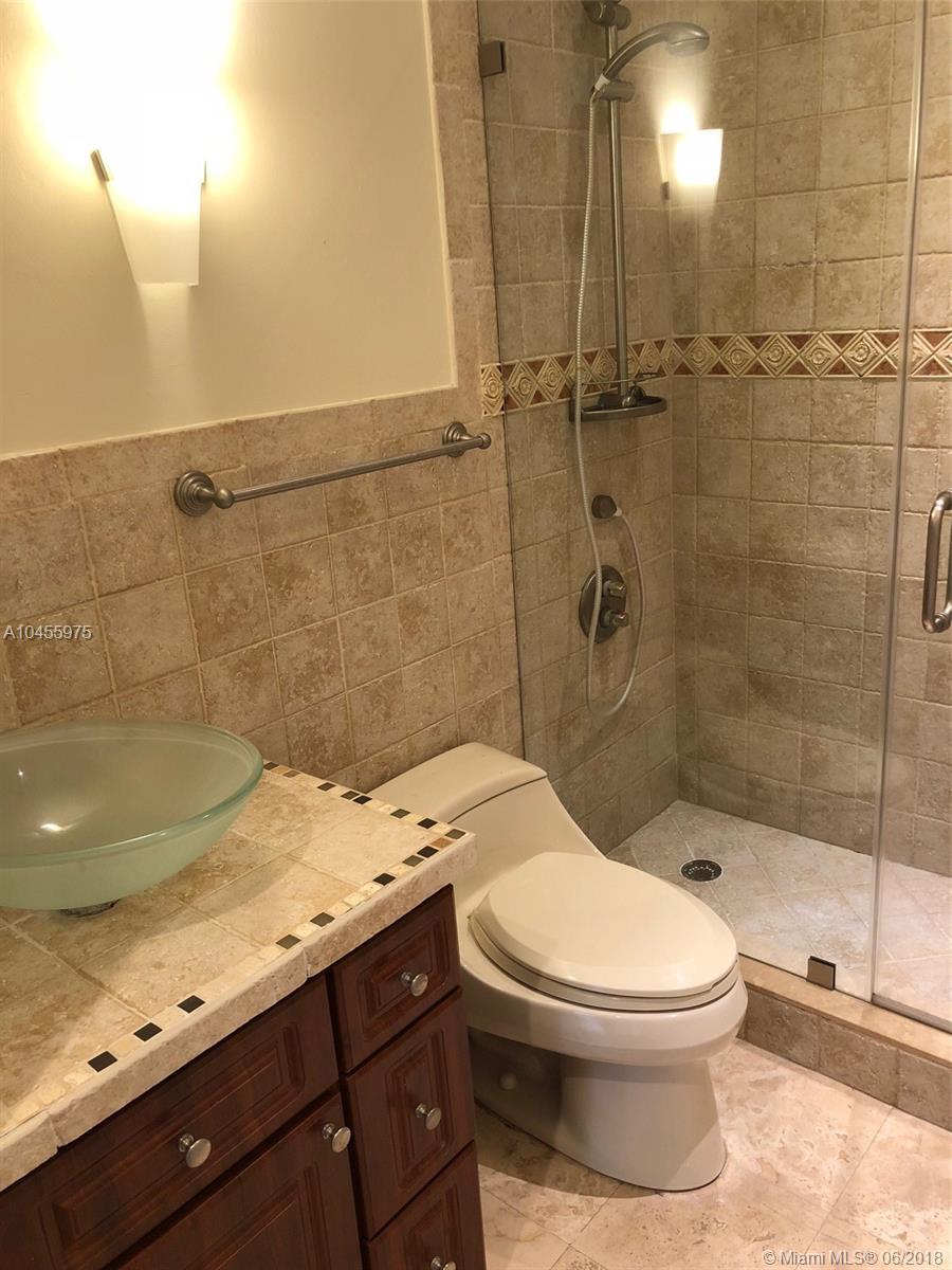 14350 Southwest 175th Terrace Miami, FL 33177 - Photo 14 of 19