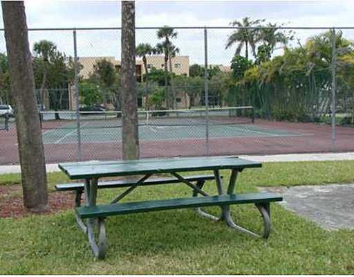 8540 Southwest 133rd Avenue Road, Unit 308 Miami, FL 33183 - Photo 8 of 8 Gallery Image 8