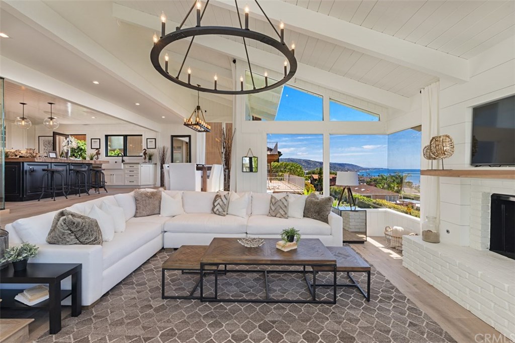 345 Heather Place Laguna Beach, CA 92651 - Photo 5 of 25