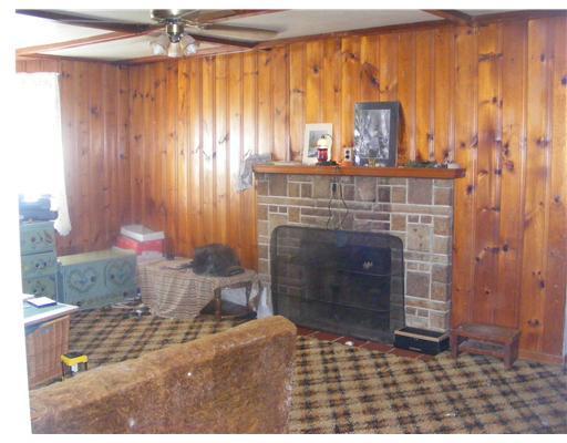 319 Hannahstown Road Cabot, PA 16023 - Photo 7 of 9 Gallery Image 7