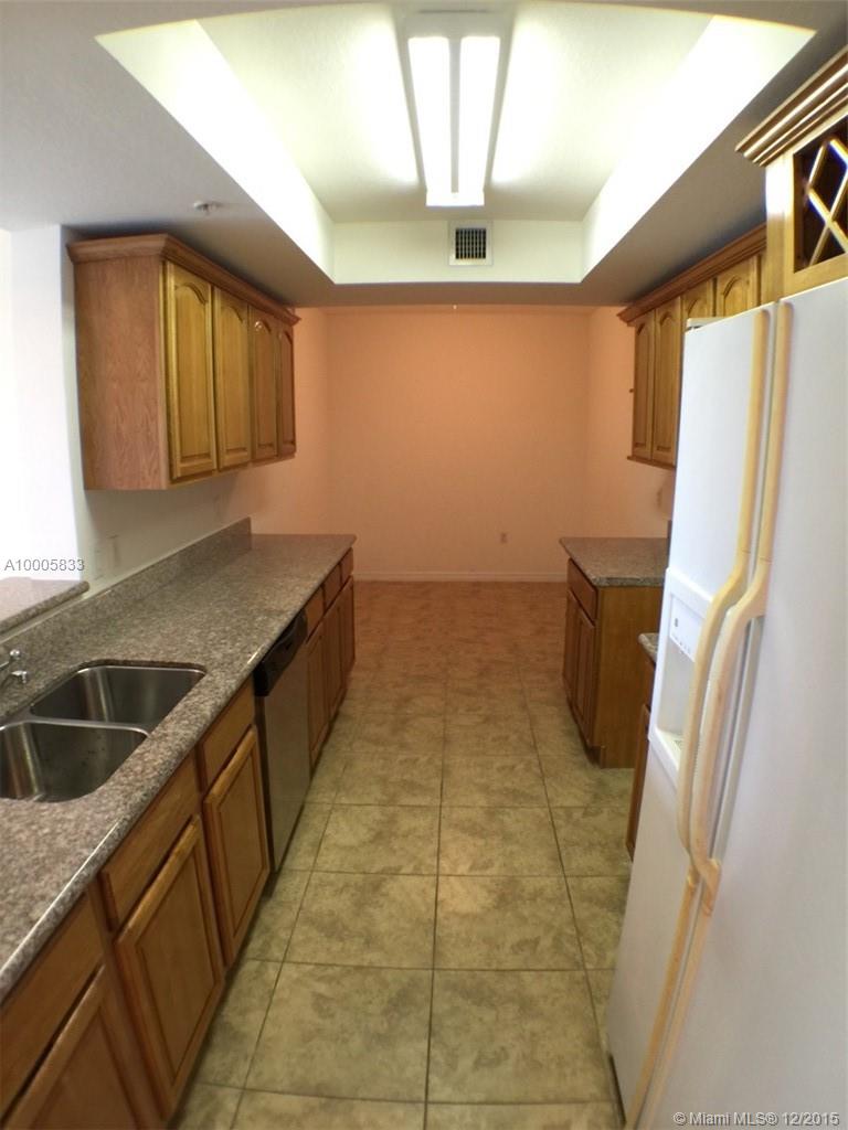 3530 Southwest 22nd Street, Unit 905 Miami, FL 33145 - Photo 3 of 22