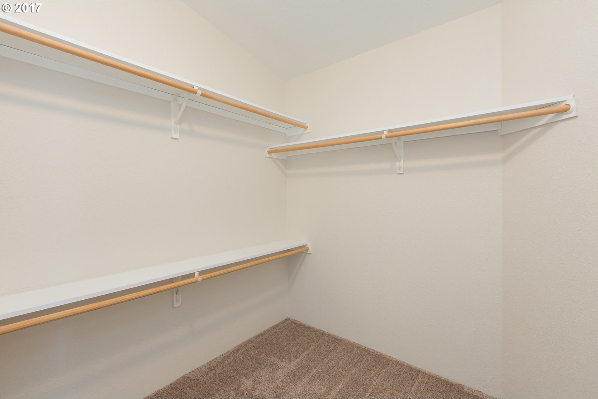 3046 Mijos Road Hood River, OR 97031 - Photo 14 of 30 Gallery Image 14