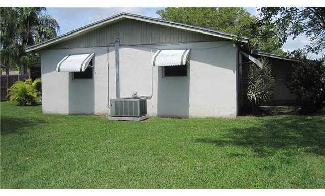 19251 Southwest 93rd Road Miami, FL 33157 - Photo 10 of 10