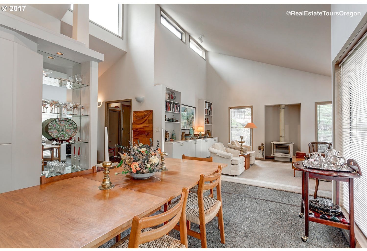 666 Southwest Palatine Hill Road, Unit A Portland, OR 97219 - Photo 11 of 32 Gallery Image 11