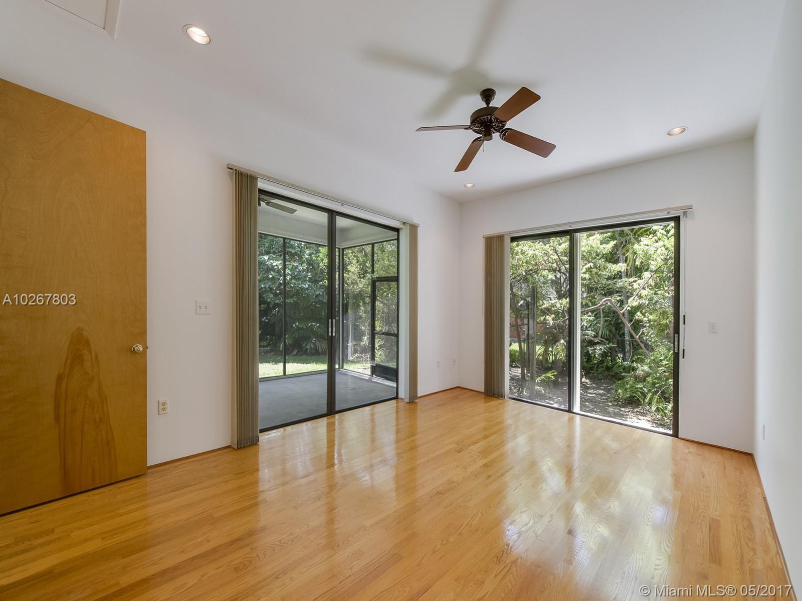 6090 Southwest 29th Street Miami, FL 33155 - Photo 6 of 14