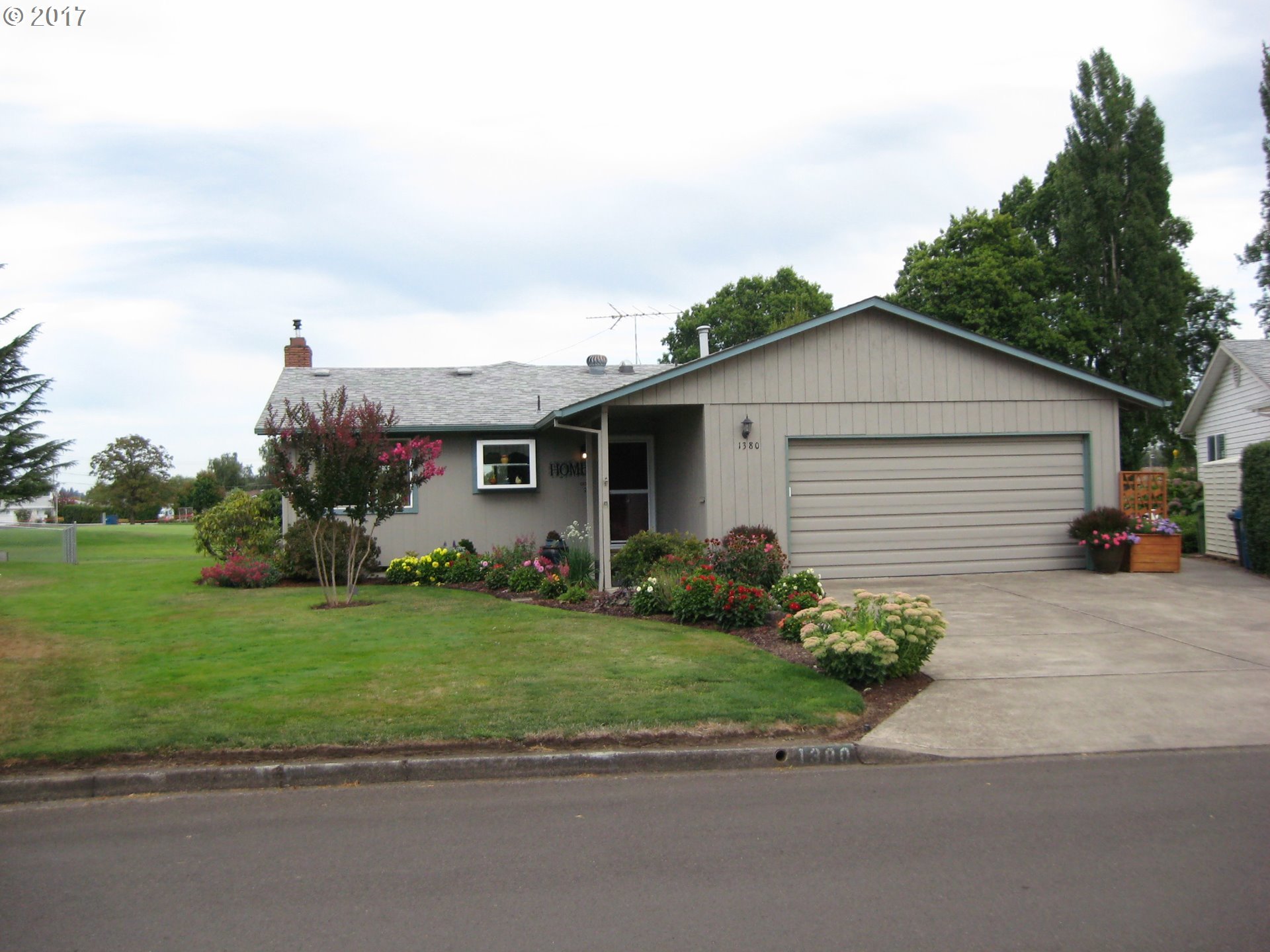 1380 Randolph Road Woodburn, OR 97071 - Photo 1 of 16 Gallery Image 1