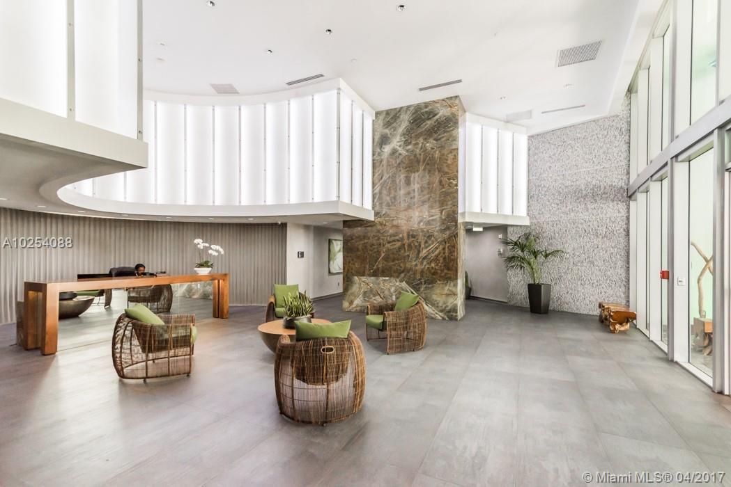 90 Southwest 3rd Street, Unit 4006 Miami, FL 33130 - Photo 12 of 15