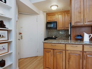 342 East 50th Street, Unit 2B Manhattan, NY 10022 - Photo 4 of 6